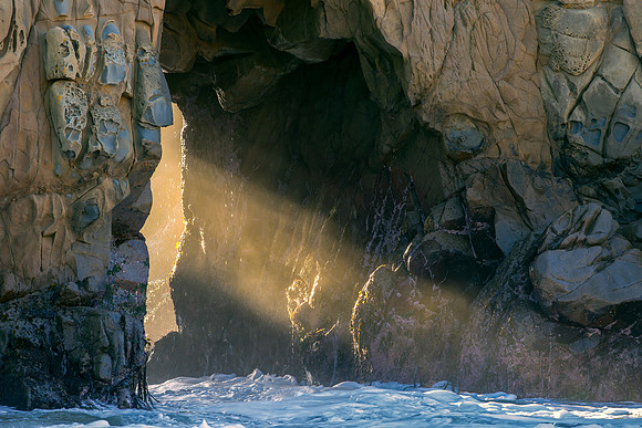Keyhole Arch, 2012.